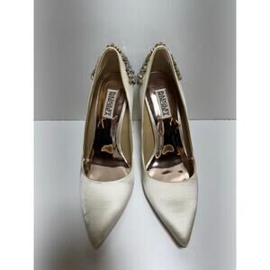 Badgley Mischika Crystal Rhinestone White Stiletto Heels Bridal Satin Pumps Sz 8